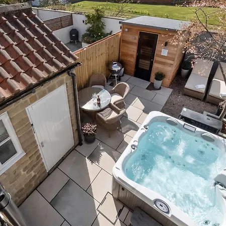 The Retreat Дом отдыха Хелмсли